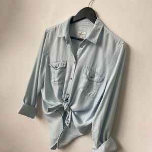 American Eagle Light Blue Ultra Soft Button Down Shirt
